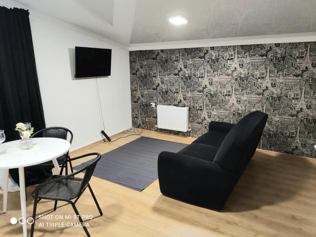 צ'יסינאו Studio In The Center City מראה חיצוני תמונה